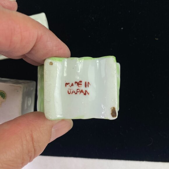 Vintage Knick Knack Figurine Mixed Lot Miniature Furniture Dishes - Picture 7 of 10